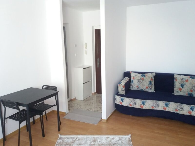 Colentina, Doamna Ghica, Tei, 15 min., metrou Obor,